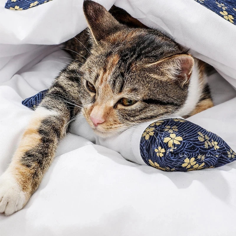 Cat Bed Warm Cat Sleeping Bag With Pillow Cushion Japanese Kitten Nest Removable House Bed for Cats Small Dogs Pet Accessories